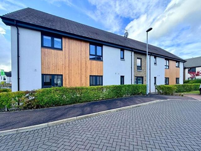 Apartment for rent in Waterside Cottages, Bertha Park