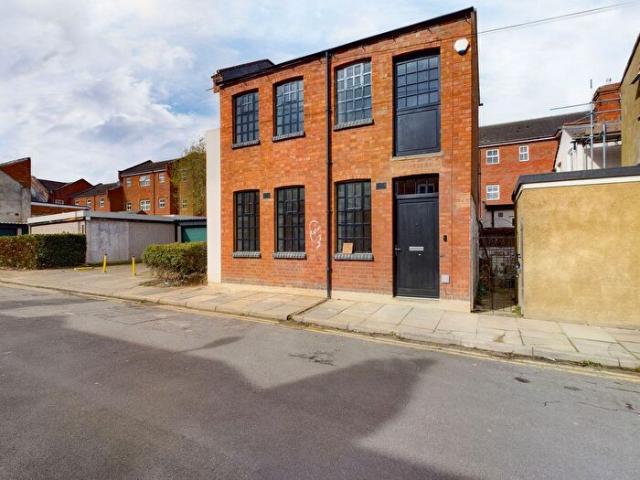 Apartment for rent in Phippsville, Northampton