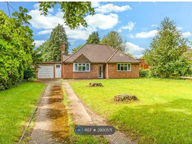 Apartment for rent in Cawston, New Bilton