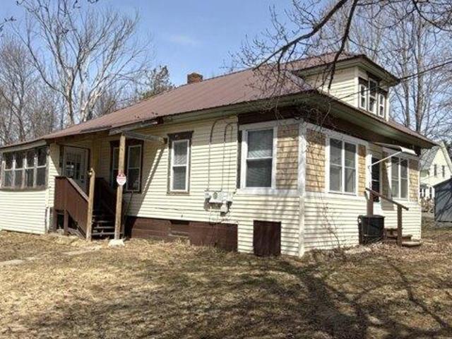 House for sale in Coolidge Corner, Dexter