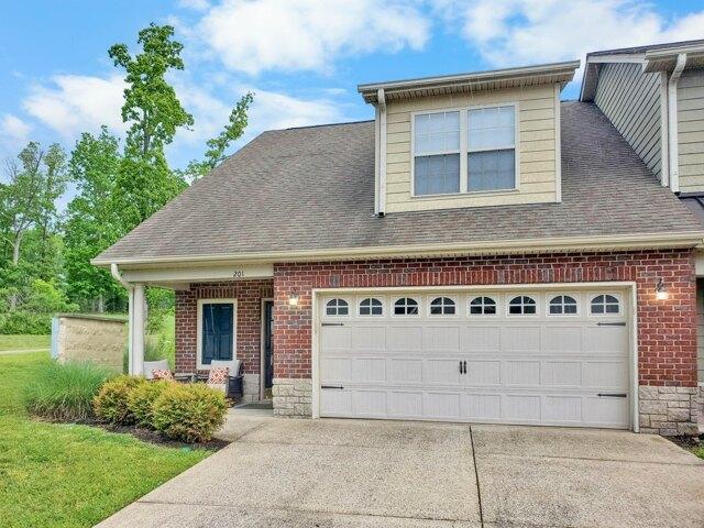 House for sale in Dickson