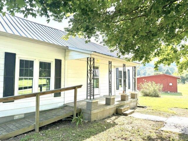 House for sale in Dixon Springs, Tennessee