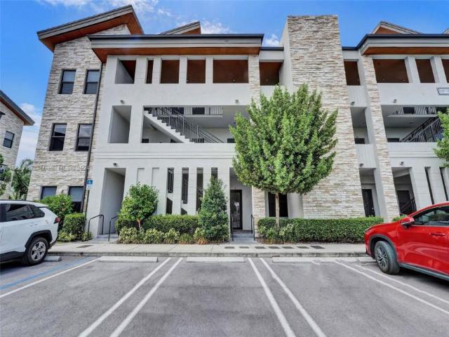 Townhouse for rent in Doral
