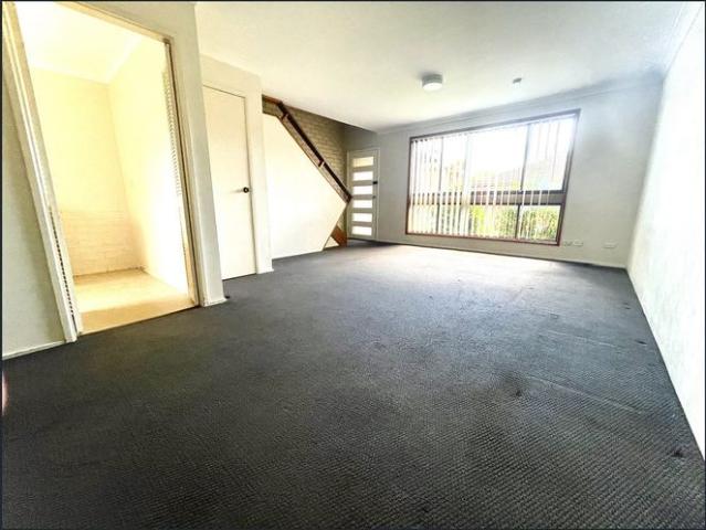 Townhouse for rent in Sydney, New South Wales