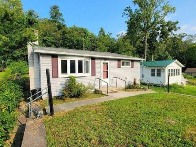House for sale in Douglas, Massachusetts