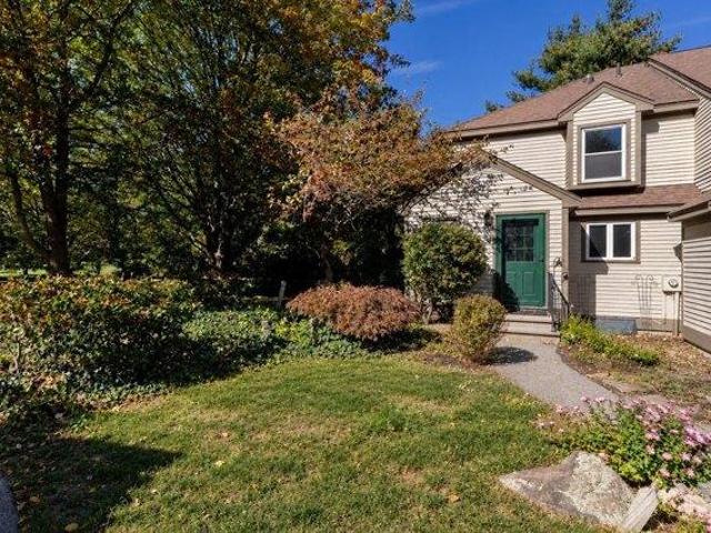 House for sale in Dover, Strafford County