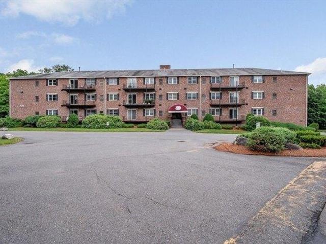 Condo for sale in Dracut, Massachusetts