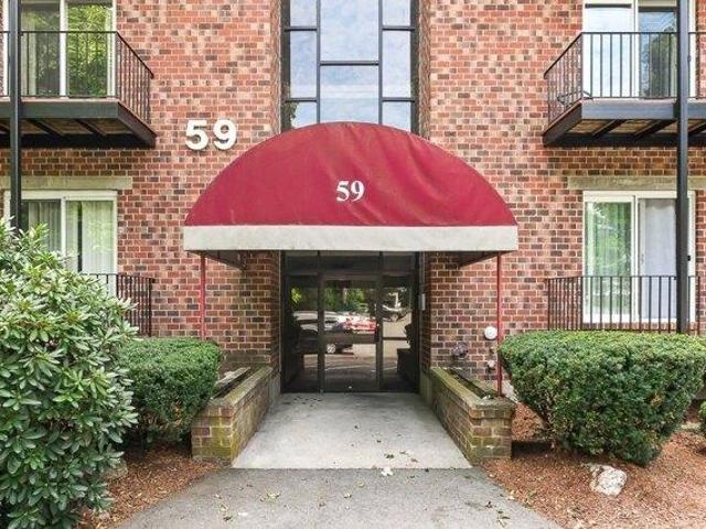 Condo for sale in Collinsville, Dracut