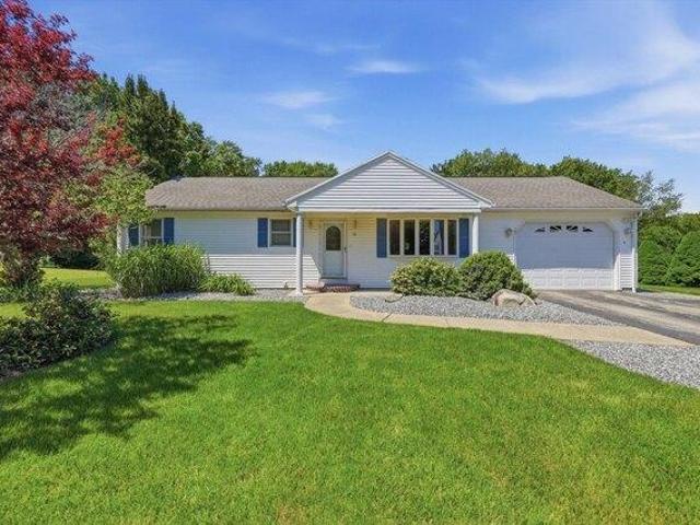 House for sale in Dudley, Massachusetts