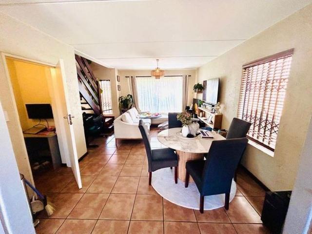 Apartment for rent in North & Sandton, Randburg