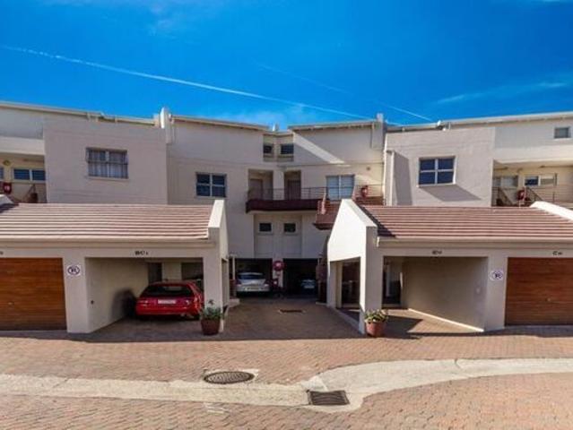 Apartment for rent in Northcliff, Johannesburg