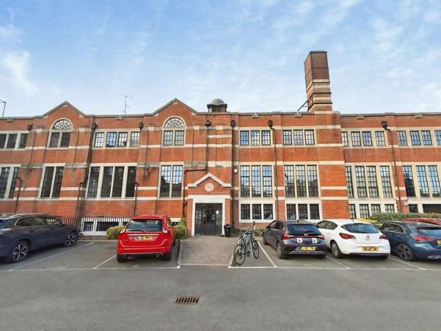 Apartment for sale in Barbourne, Worcester