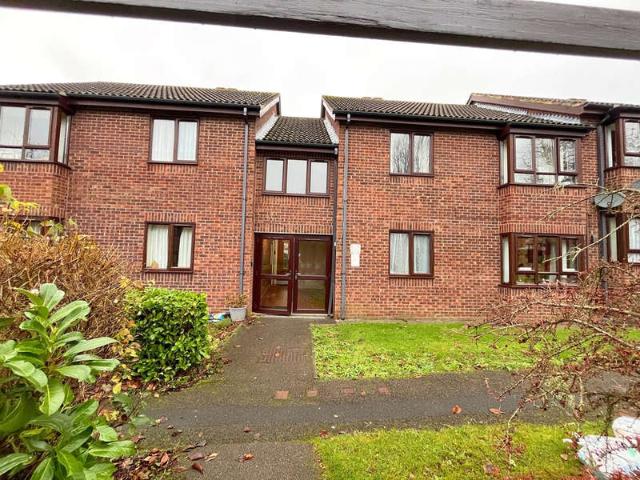 Apartment for sale in Oadby, Leicestershire