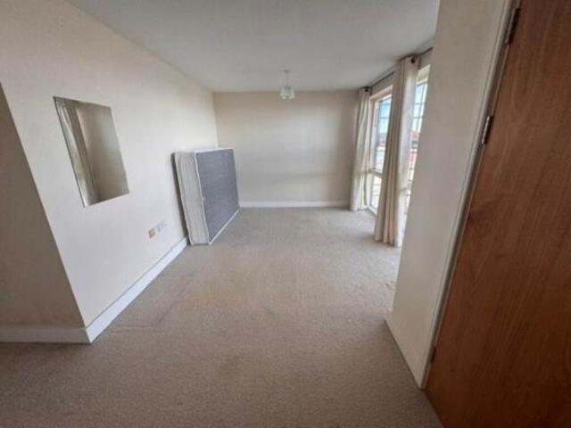Apartment for rent in Cardiff Bay, Falcon Lodge