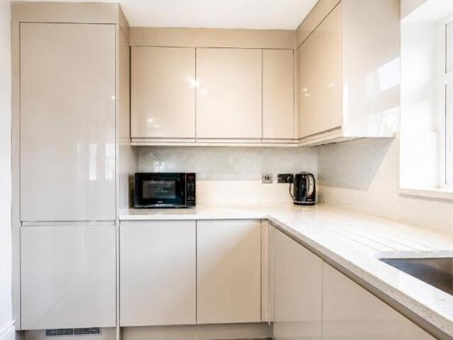 Apartment for rent in Cat Hill, England