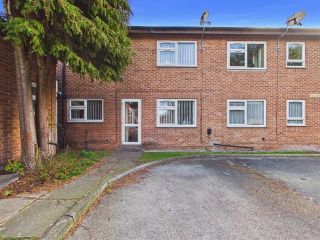 Flat for sale in Isle Of Man