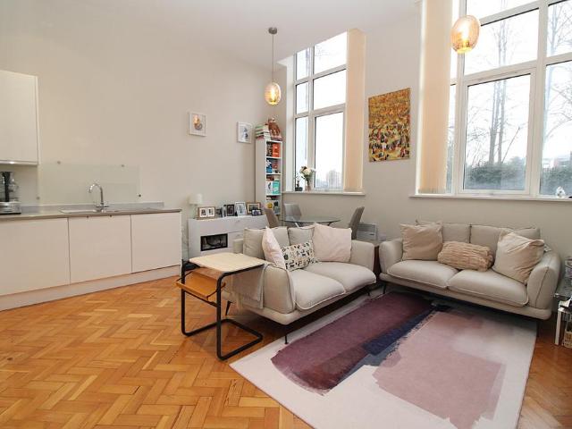 Flat for sale in Ordsall, Salford