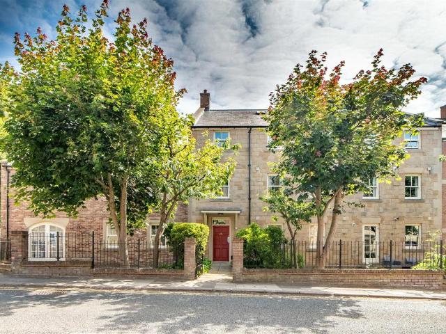 Flat for sale in High Stanners, Morpeth