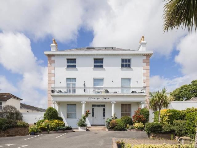 Flat for sale in St Helier, Isle Of Man