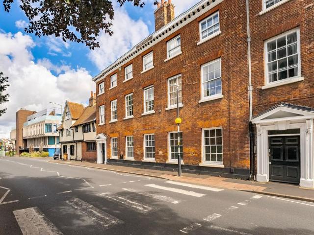 Flat for sale in Lakenham, East Bank