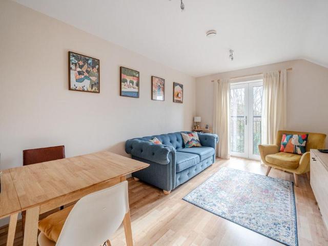 Flat for sale in Fenny Stratford, Milton Keynes