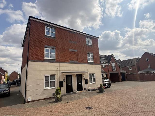 Flat for sale in Horninglow and Eton, Beamhurst