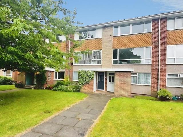 Flat for sale in Little Sutton, Sutton Coldfield