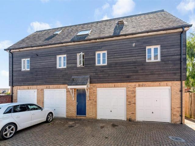 Flat for sale in Barton Stacey, Hampshire