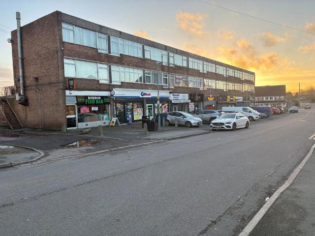 Flat for sale in Gun Hill, Warwickshire