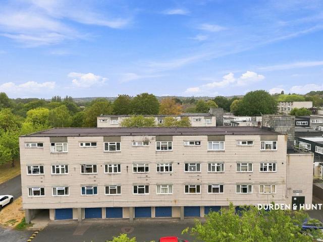 Flat for sale in Epping, Essex