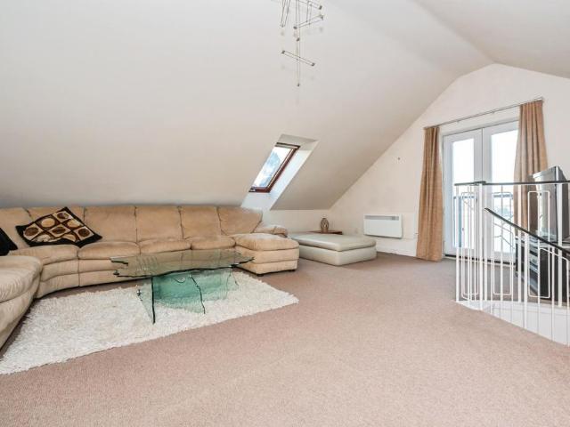 Flat for sale in Milton, Hamerton