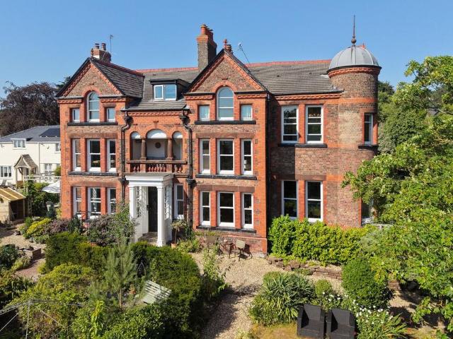 Flat for sale in Heswall, Wirral