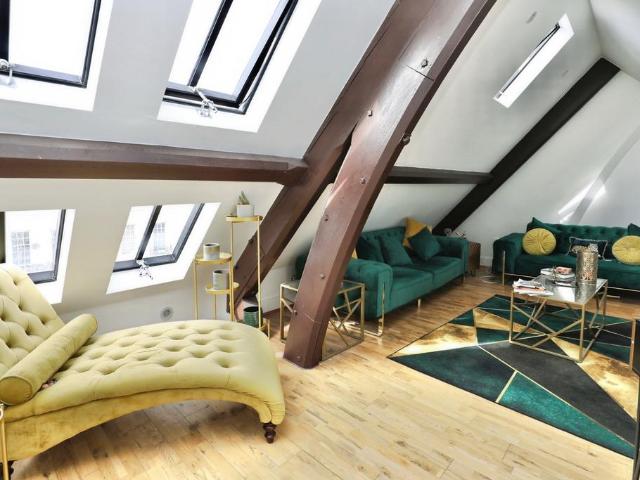 Flat for sale in Calderstones
