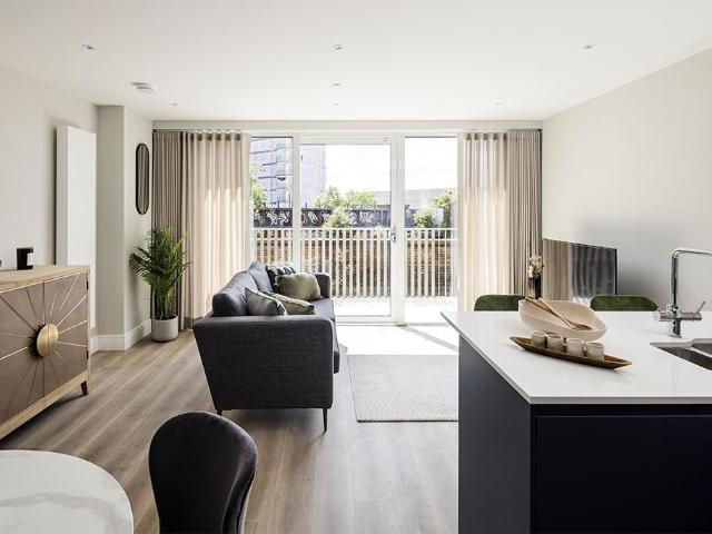 Flat for sale in Neptune Wharf, Greater London