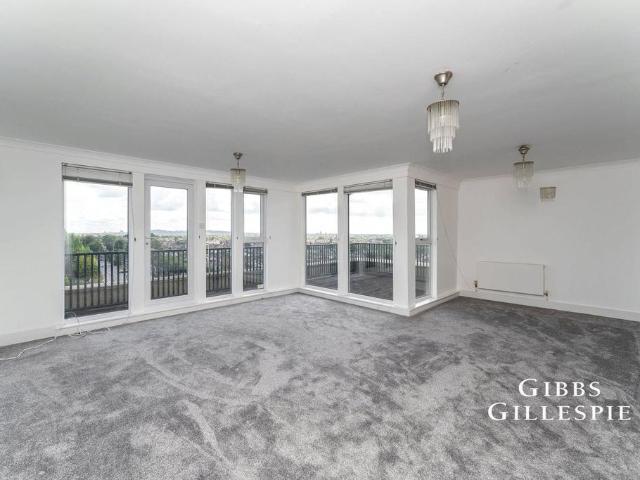 Flat for sale in Isle Of Man