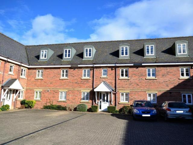 Flat for sale in Benhall, Golden Valley