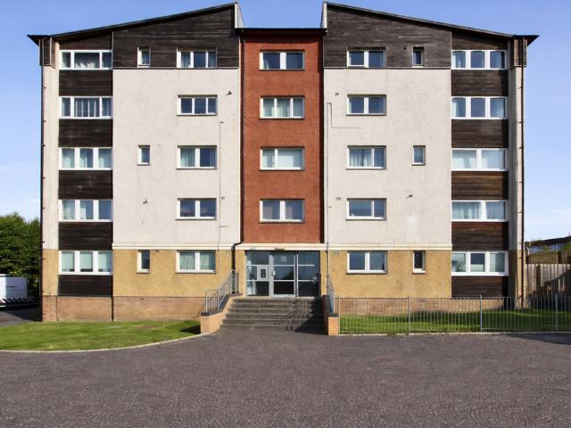 Flat for sale in Gilmerton, Scotland