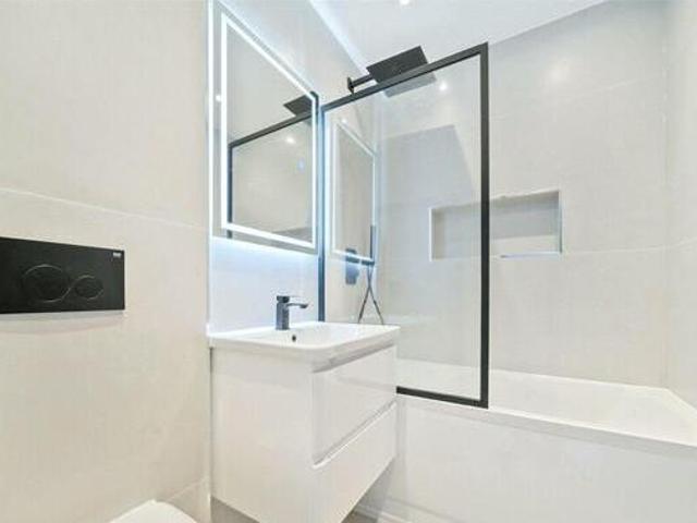 House for sale in Bushey