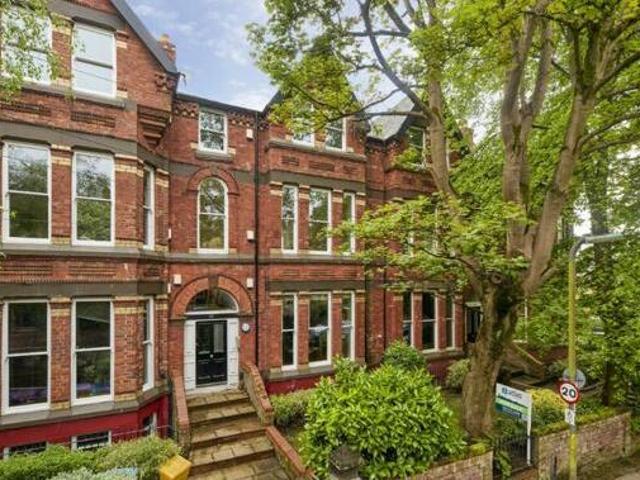 House for sale in Birkenhead, Liverpool City Region