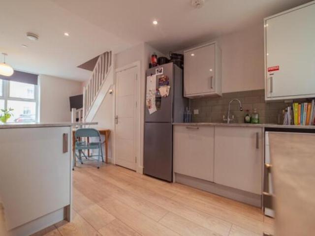 Apartment for sale in Falcon Lodge, Wales