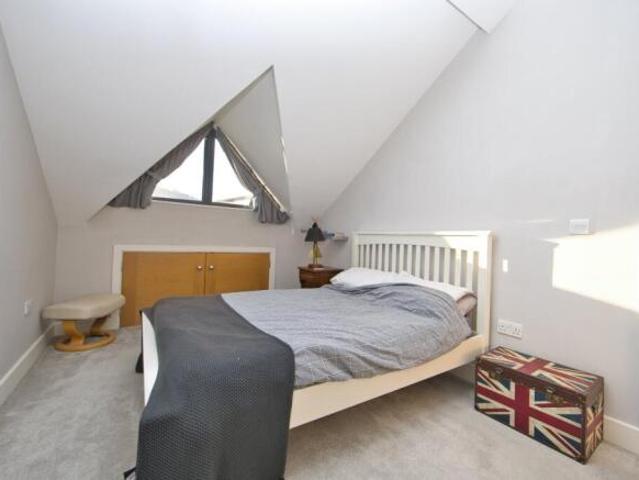 Apartment for sale in River, Ash