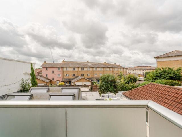 Apartment for sale in Hotwells, Feckenham