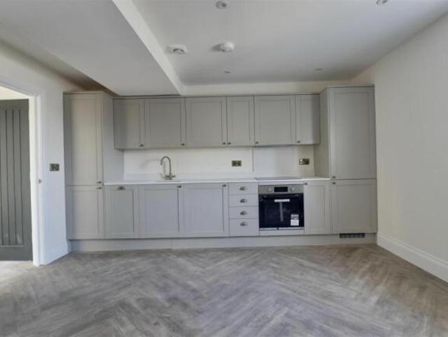 Apartment for sale in Kent