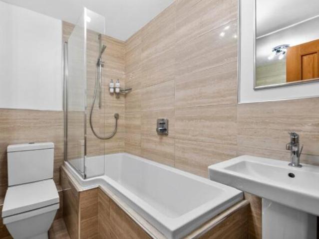 Apartment for sale in Low Harrogate, Harrogate