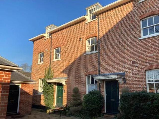 House for sale in Kingswood, North Watford