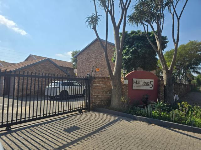 House for sale in Waterkloof, Gauteng