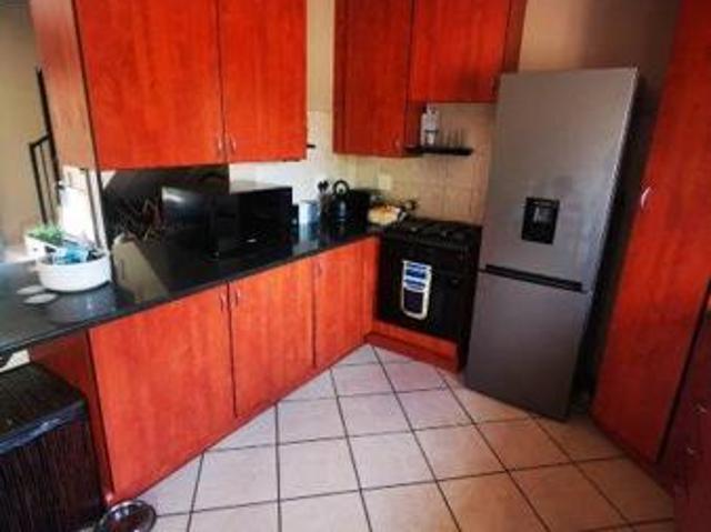 House for rent in Waterkloof, Gauteng