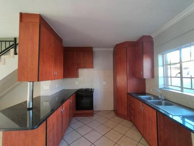 House for rent in Waterkloof, Gauteng