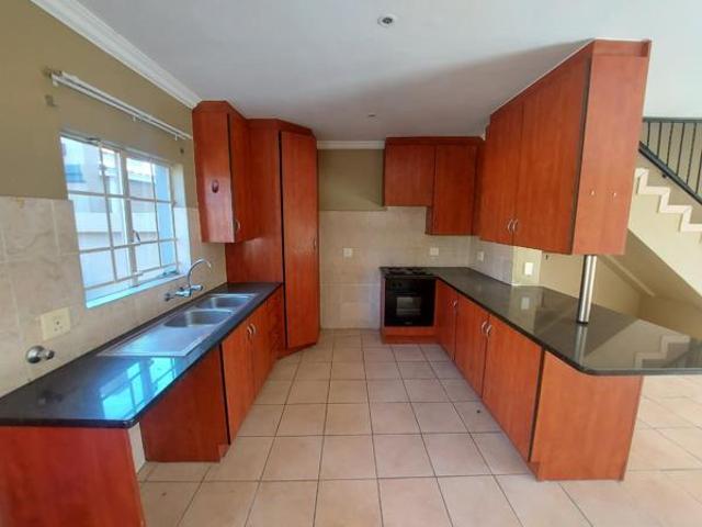 Apartment for rent in Waterkloof, Gauteng