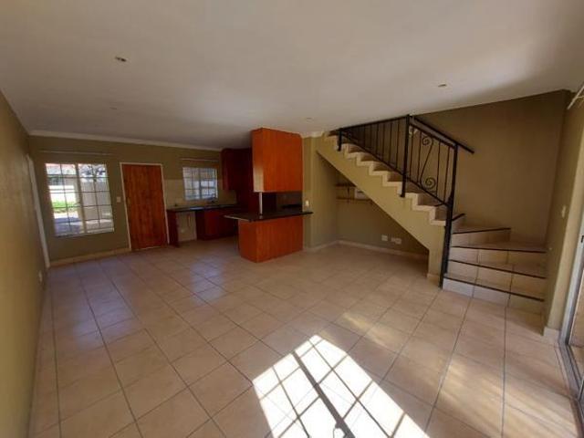 Apartment for rent in Waterkloof, Gauteng
